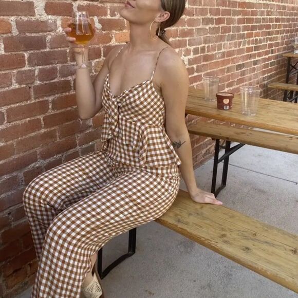 Saylor Laken Sparrow Brown White Gingham Peplum Tie Front Jumpsuit Sz M - Picture 15 of 16